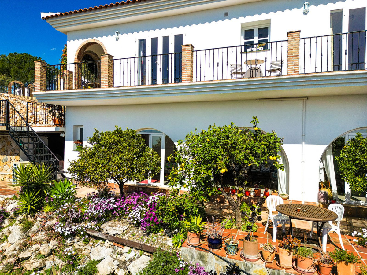 Huis te koop in Cómpeta | 5 slaapkamers H5321845