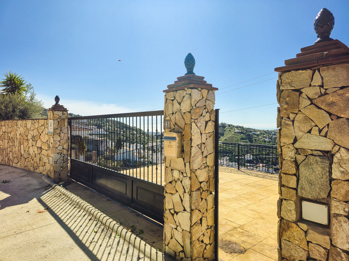 Huis te koop in Cómpeta | 5 slaapkamers H5321845