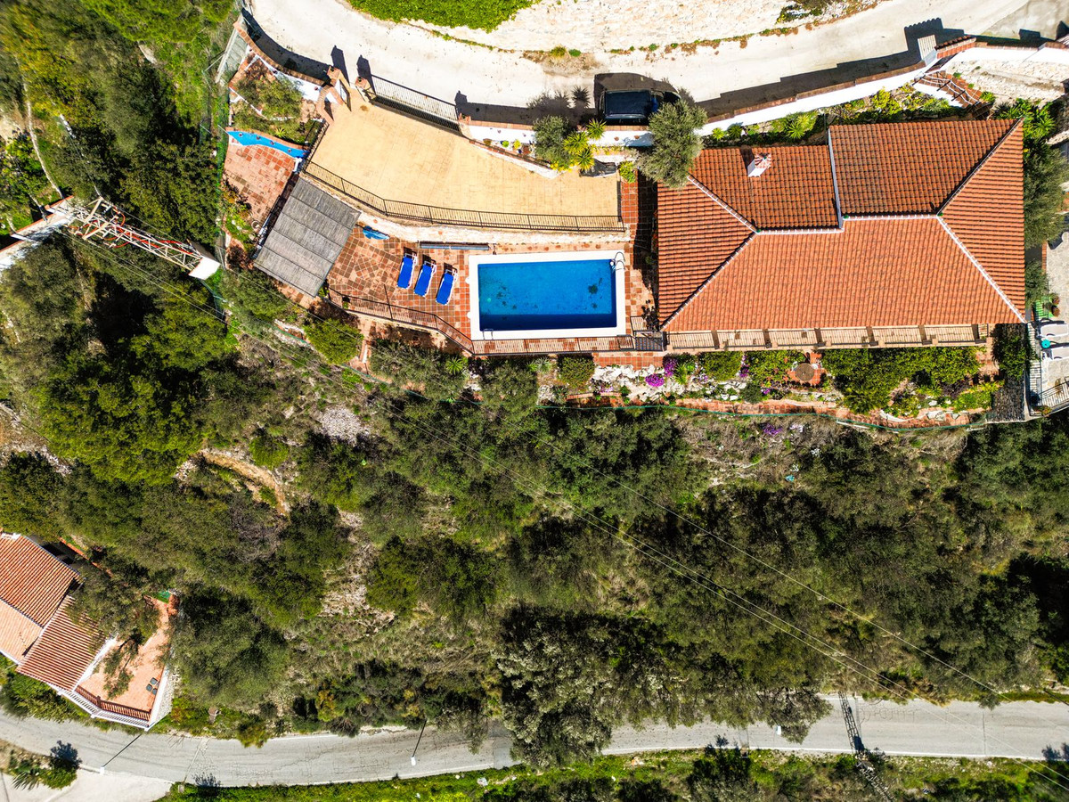 Huis te koop in Cómpeta | 5 slaapkamers H5321845