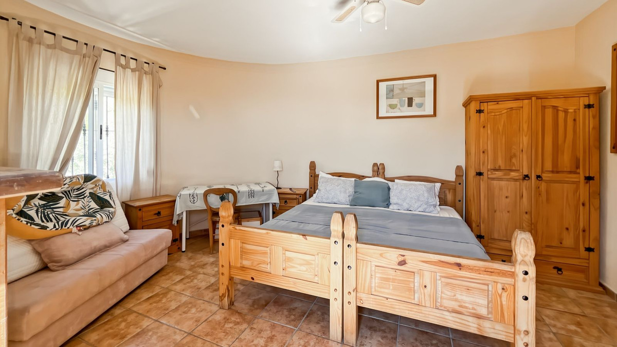 Property main view 37