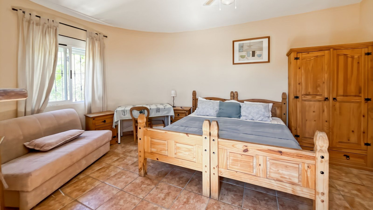 Property main view 40