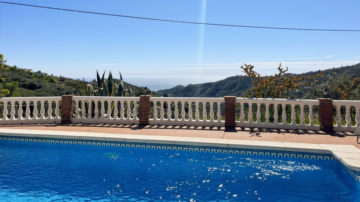 Property main view 50