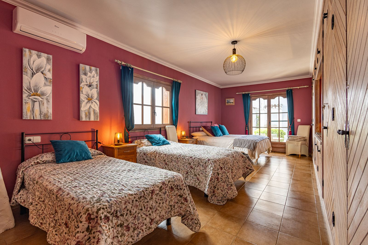 Property main view 38