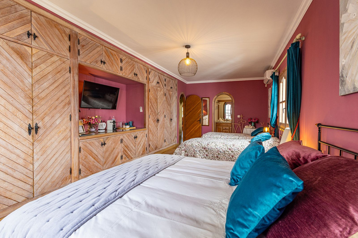 Property main view 40