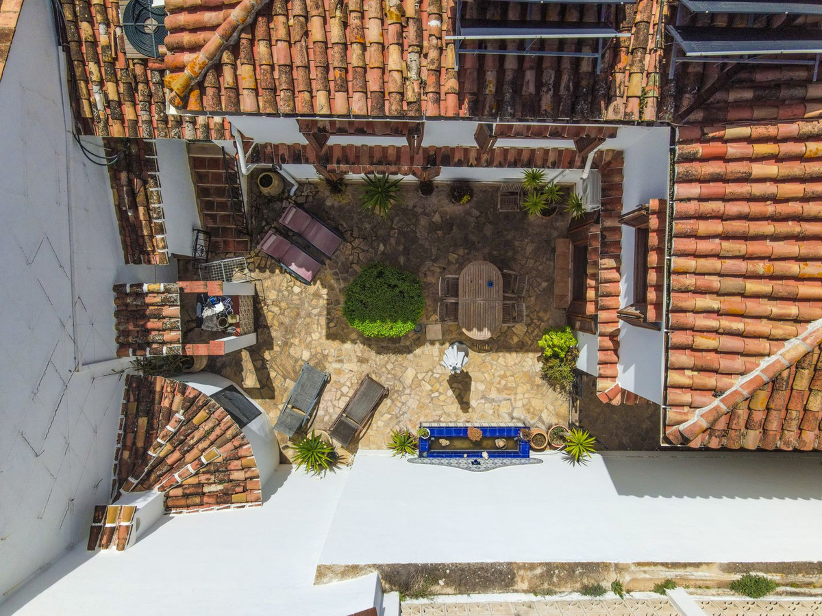 Property main view 44