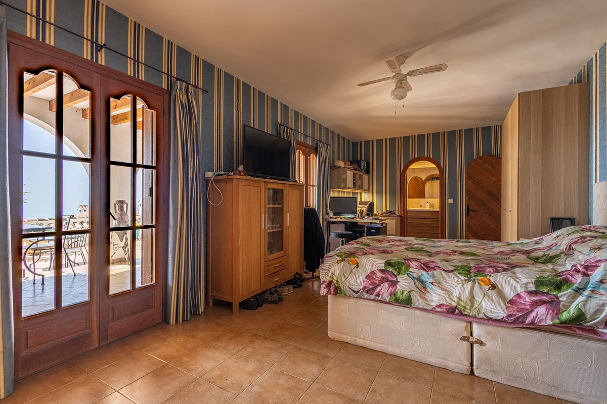 Property main view 50