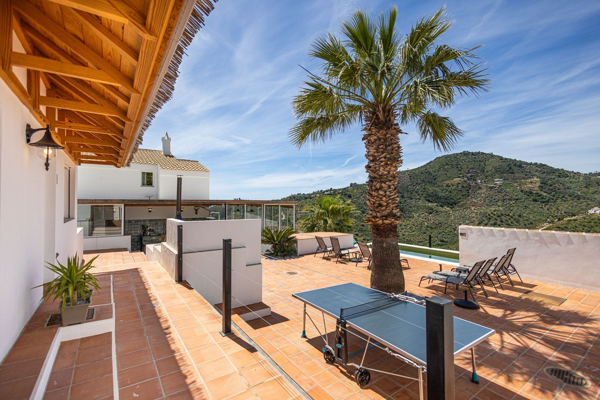 Huis te koop in Cómpeta | 7 slaapkamers H5361268