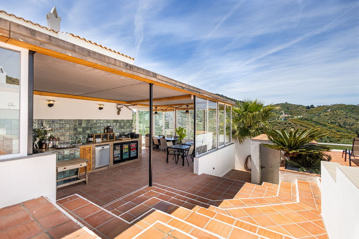 Huis te koop in Cómpeta | 7 slaapkamers H5361268