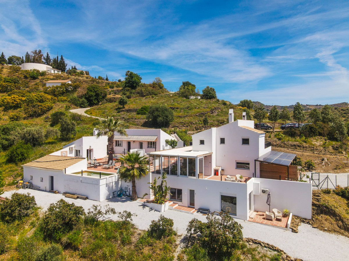Huis te koop in Cómpeta | 7 slaapkamers H5361268