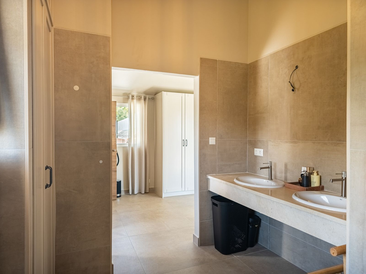 Huis te koop in Cómpeta | 7 slaapkamers H5361268