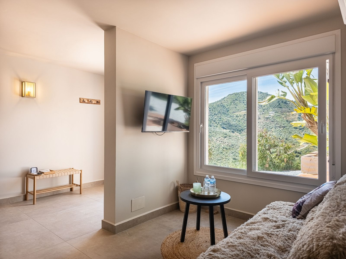 Huis te koop in Cómpeta | 7 slaapkamers H5361268