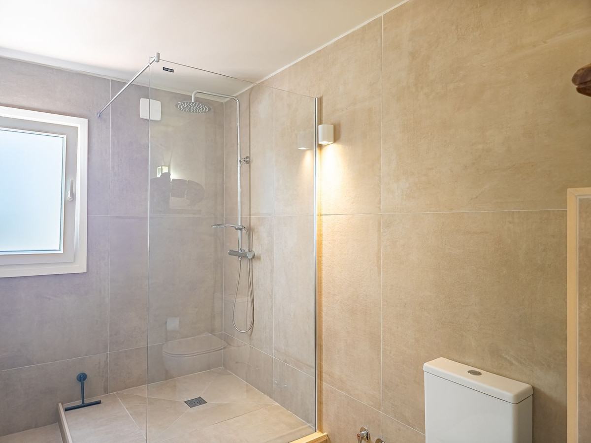 Huis te koop in Cómpeta | 7 slaapkamers H5361268