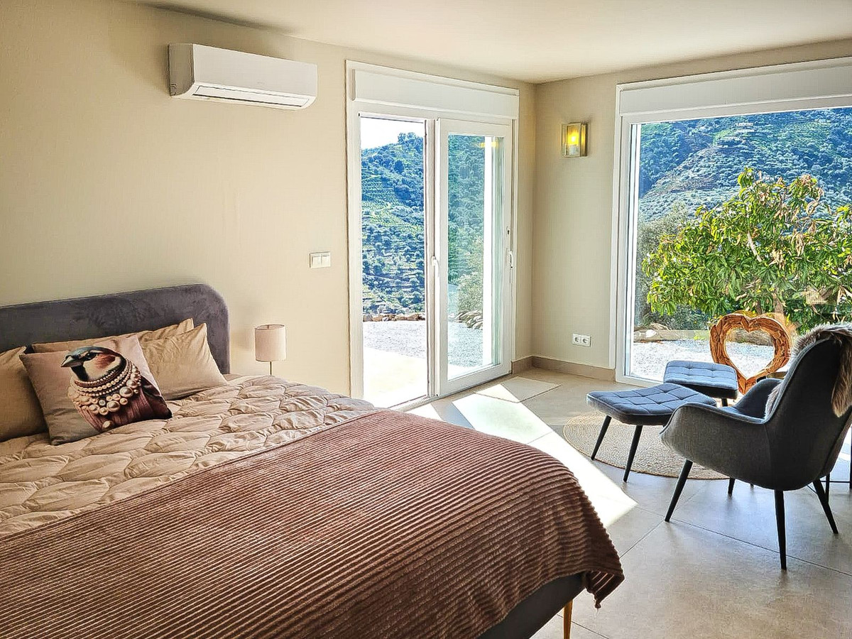 Huis te koop in Cómpeta | 7 slaapkamers H5361268