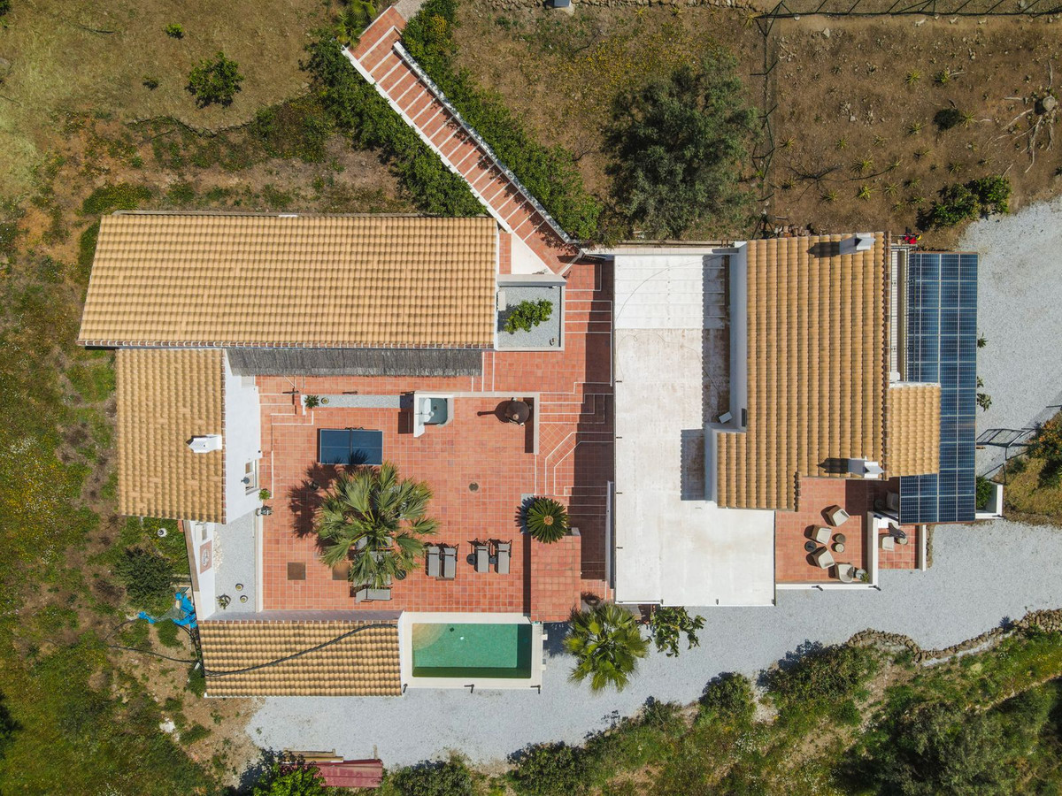 Huis te koop in Cómpeta | 7 slaapkamers H5361268