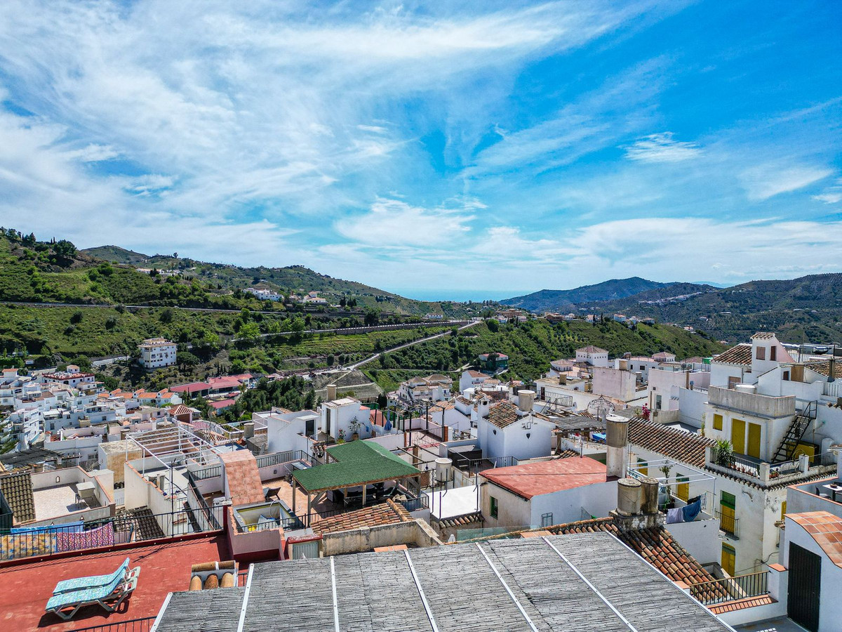 Property main view 4