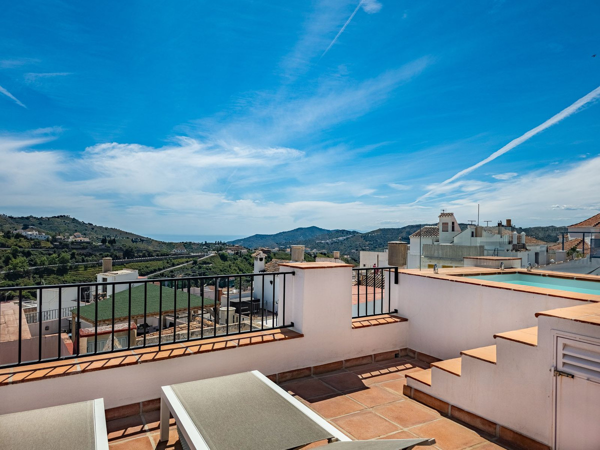 Property main view 50