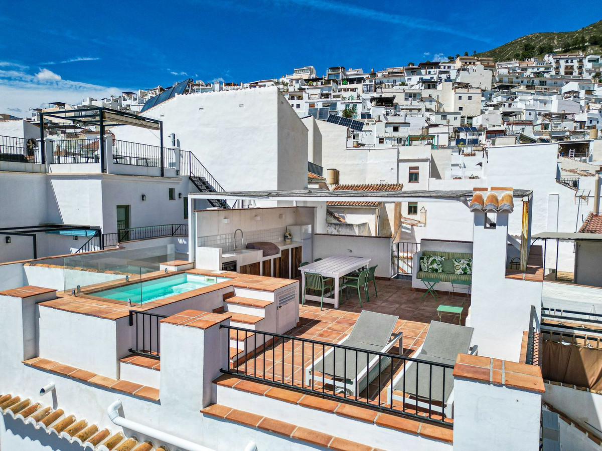 Property main view 52
