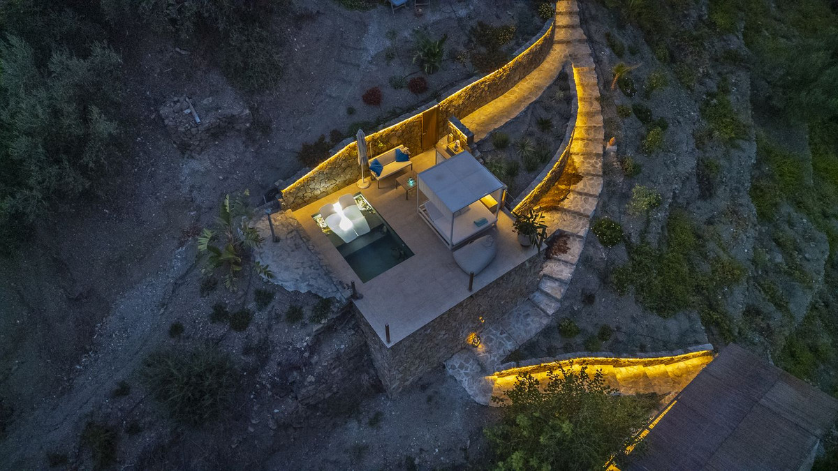 Property main view 42