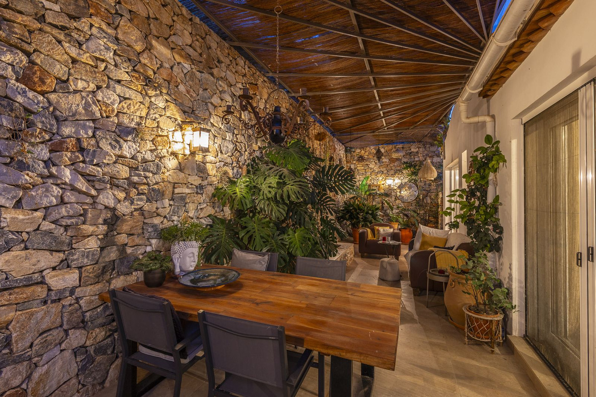 Property main view 70