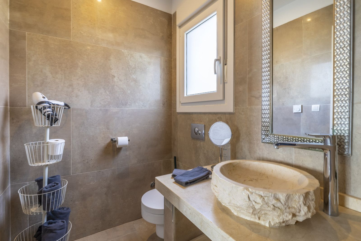 Property main view 82