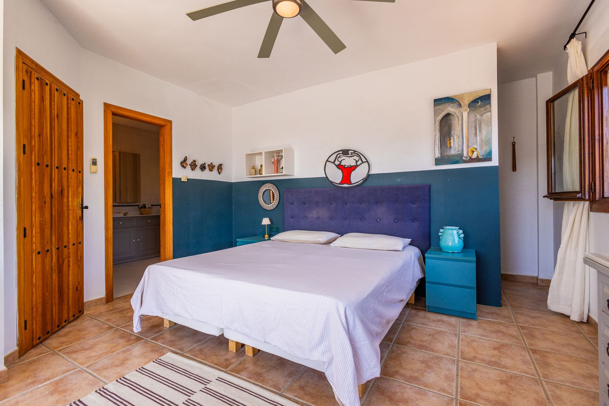Property main view 40