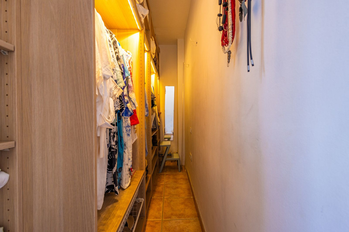 Property main view 42