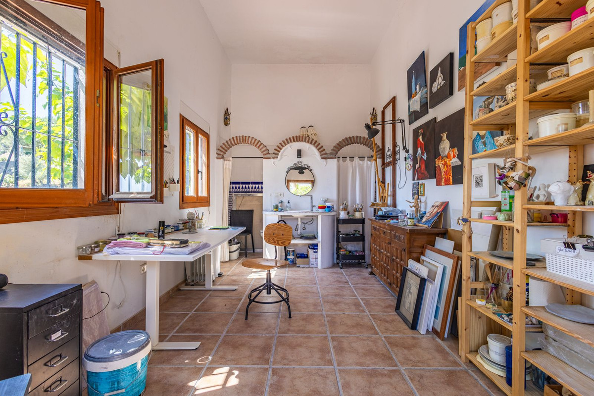 Property main view 60