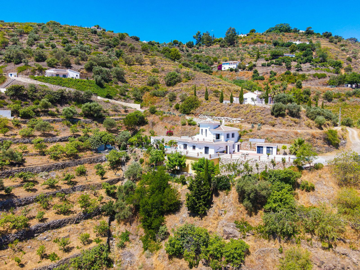 Property main view 77