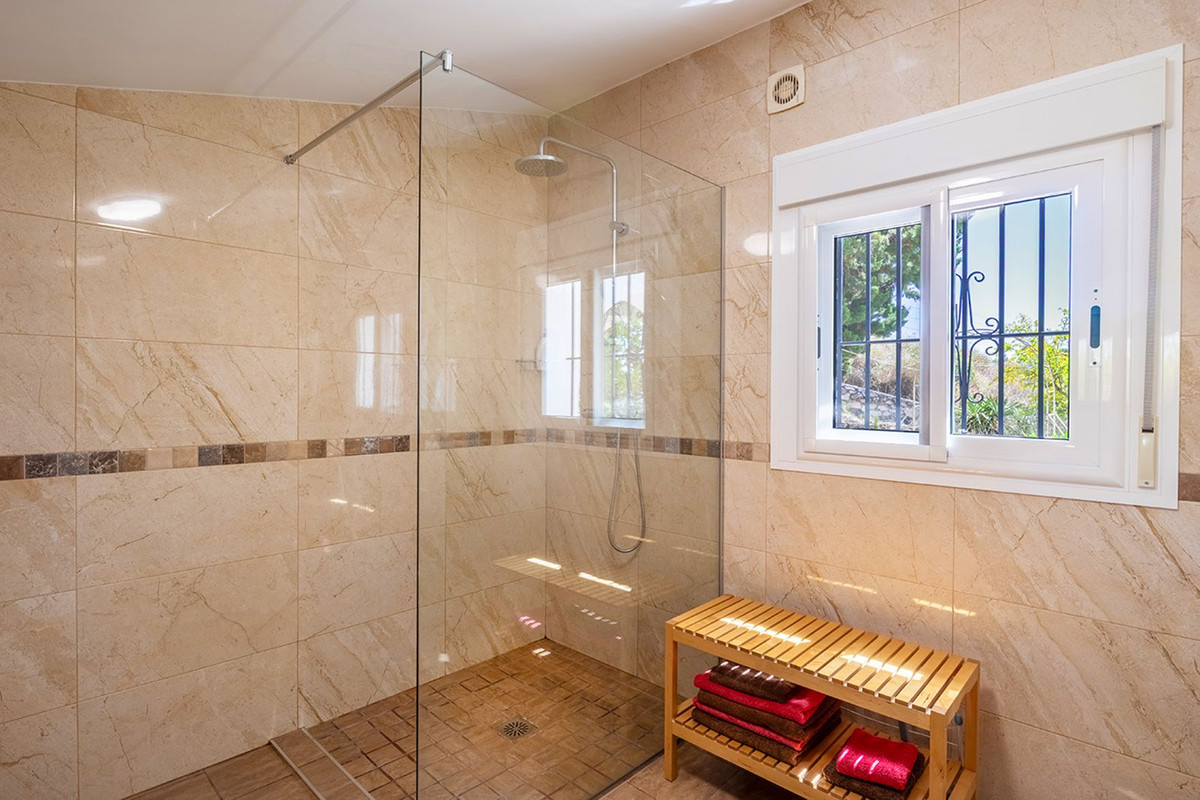 Property main view 44