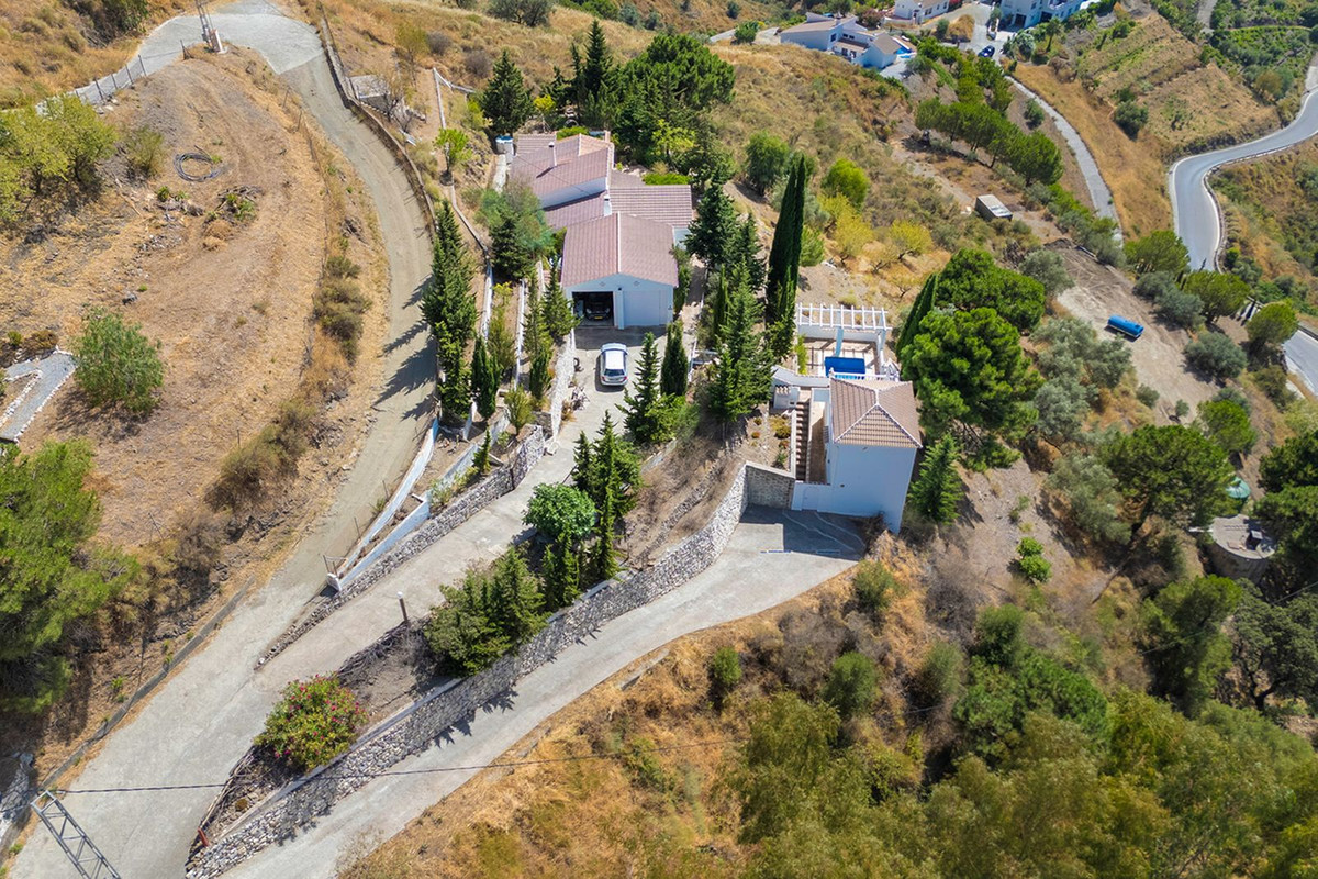 Property main view 60