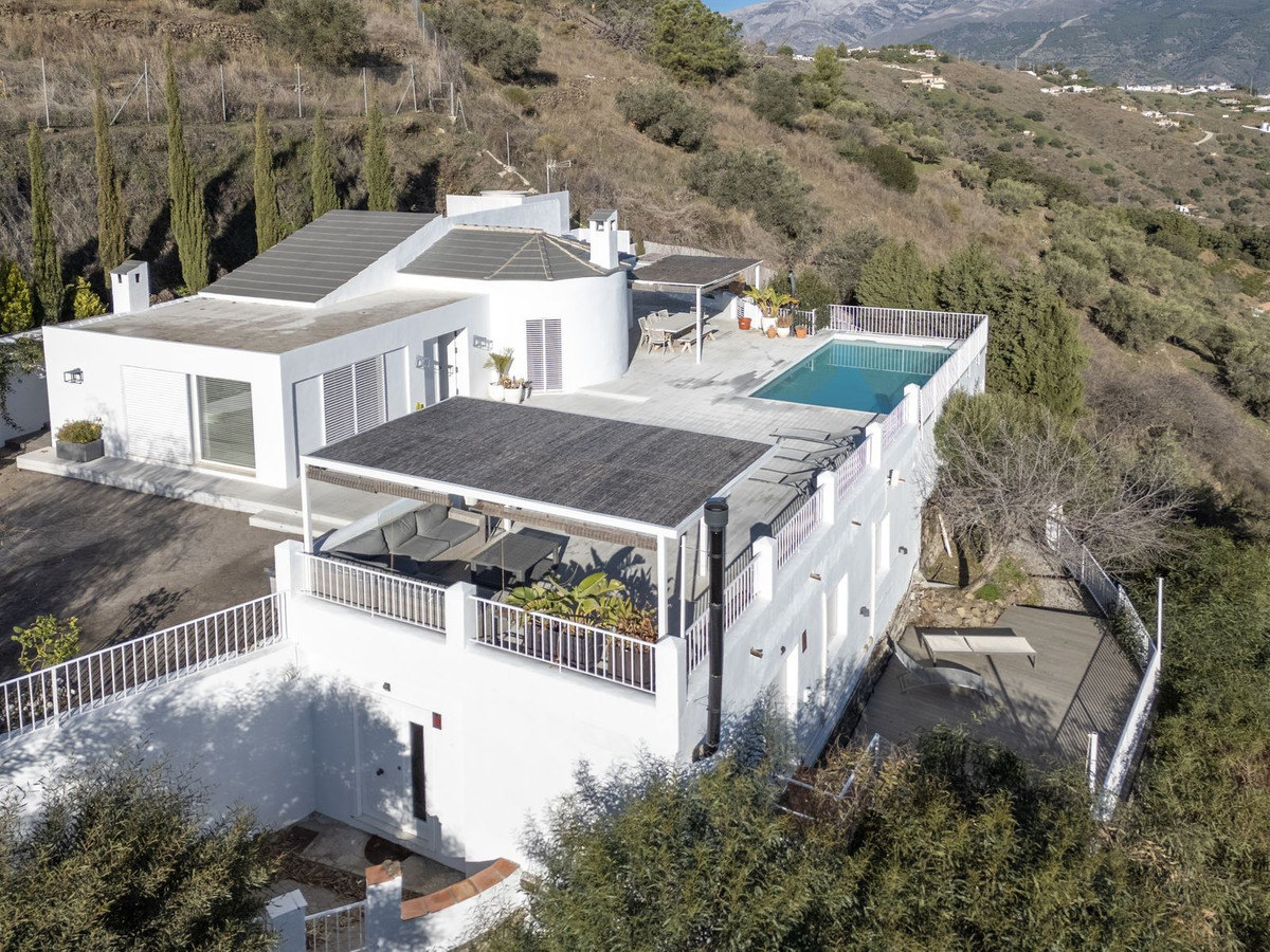 Property main view 34