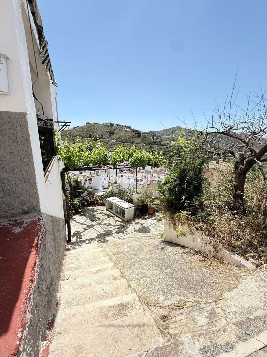 Huis te koop in Cómpeta | 4 slaapkamers H5477659