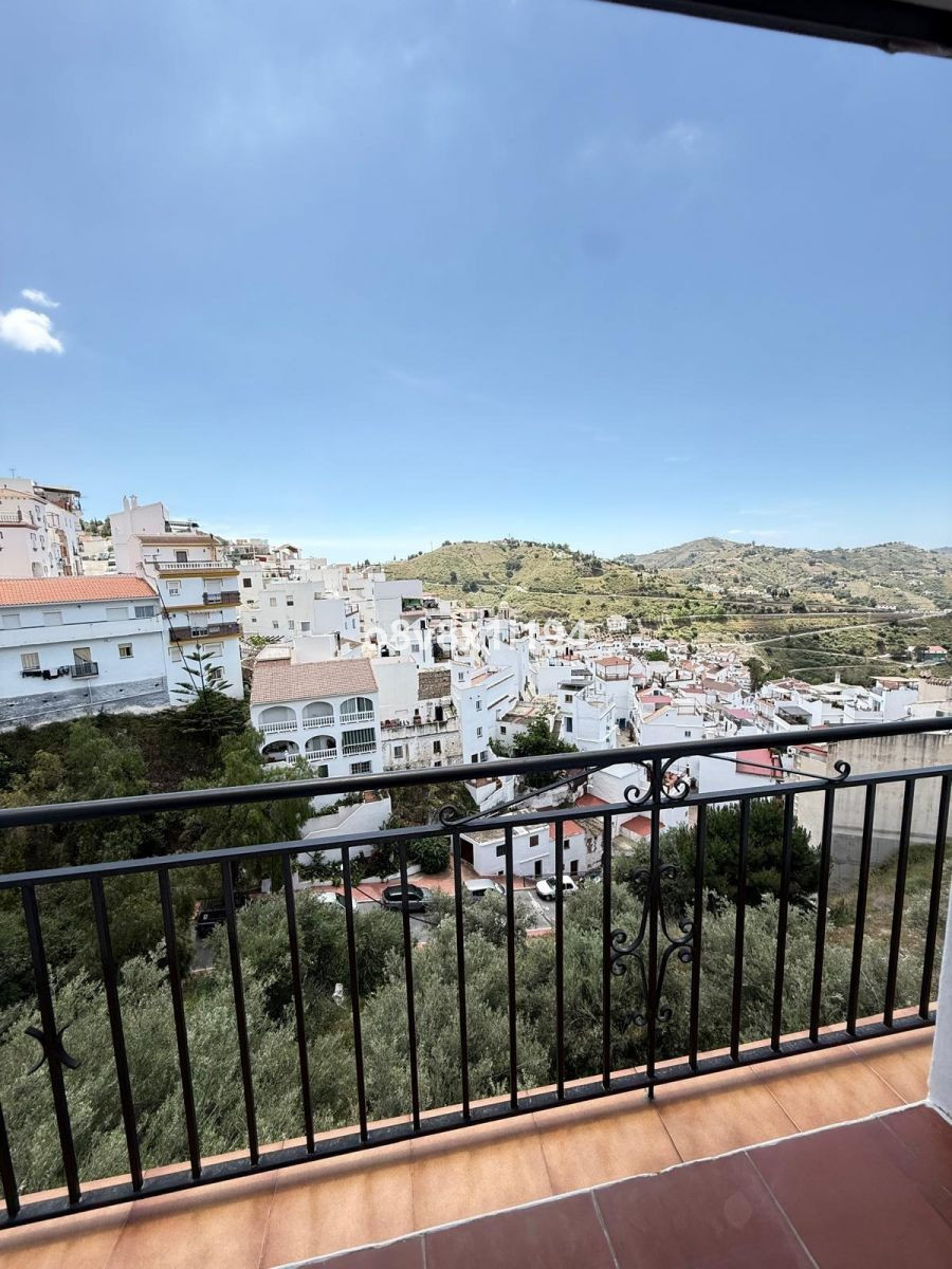 Huis te koop in Cómpeta | 4 slaapkamers H5477659