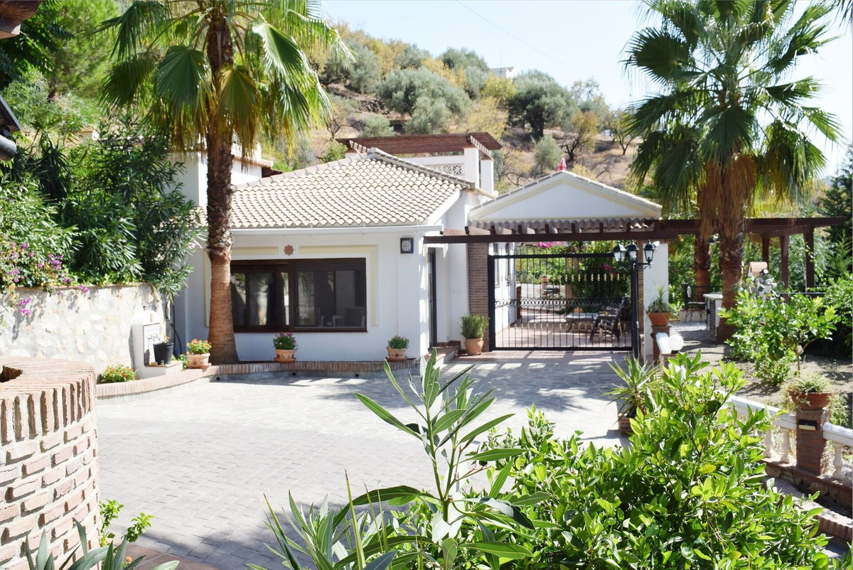 Property main view 44