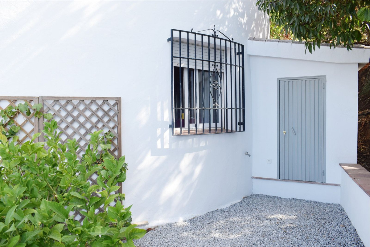 Property main view 90
