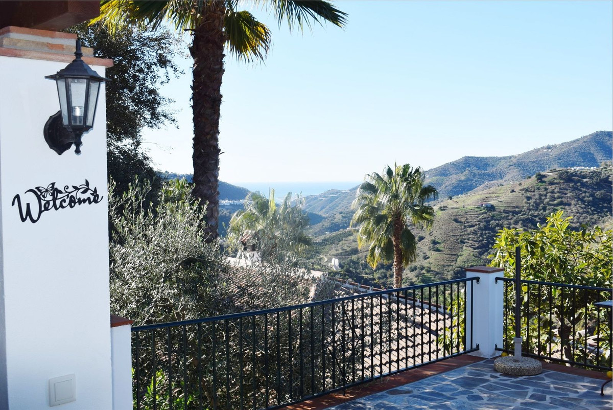 Huis te koop in Cómpeta | 3 slaapkamers H5496982