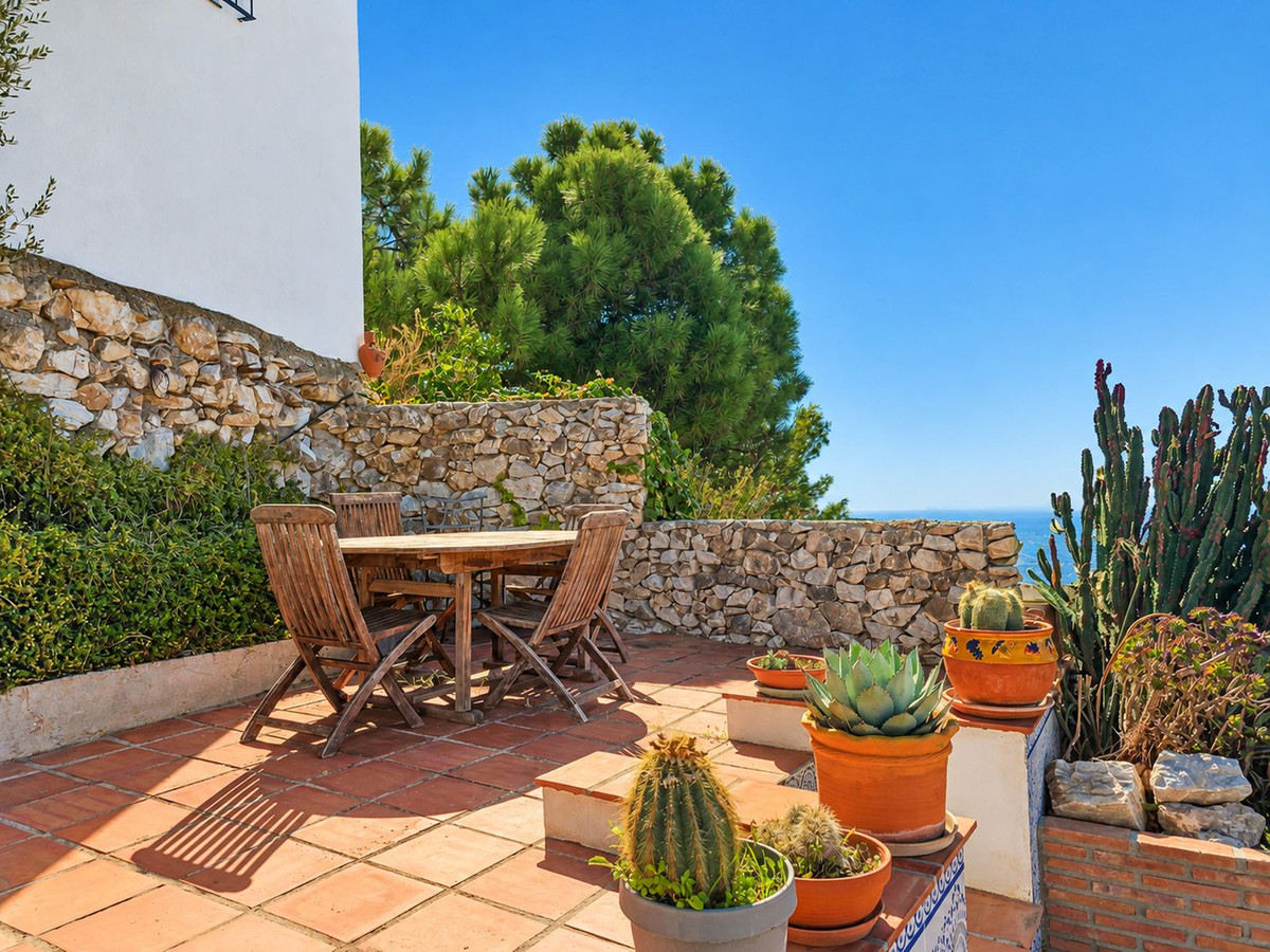 Property main view 50