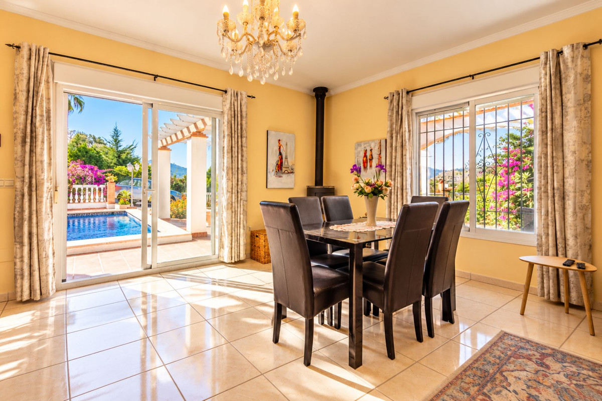 Huis te koop in Cómpeta | 7 slaapkamers H5523196