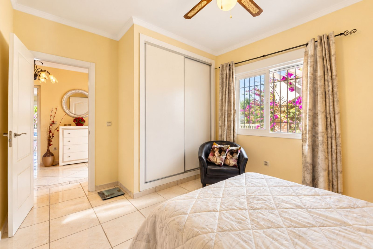 Huis te koop in Cómpeta | 7 slaapkamers H5523196