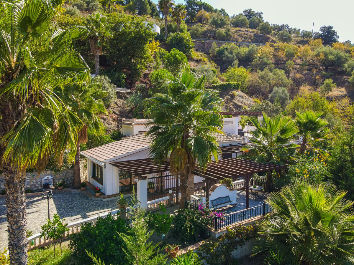 Huis te koop in Cómpeta | 7 slaapkamers H5523196