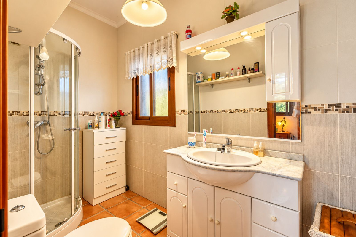 Huis te koop in Cómpeta | 7 slaapkamers H5523196