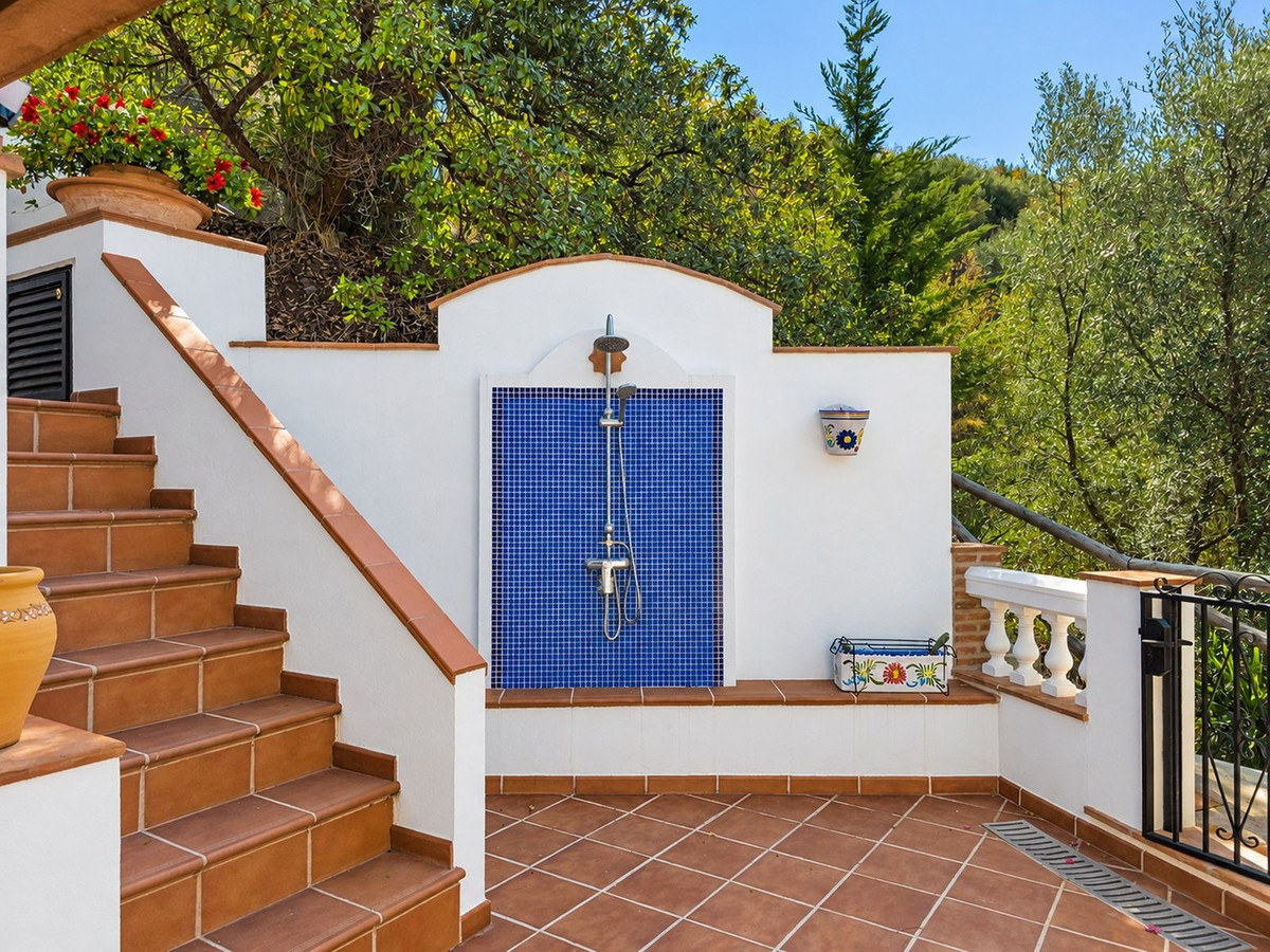 Huis te koop in Cómpeta | 7 slaapkamers H5523196
