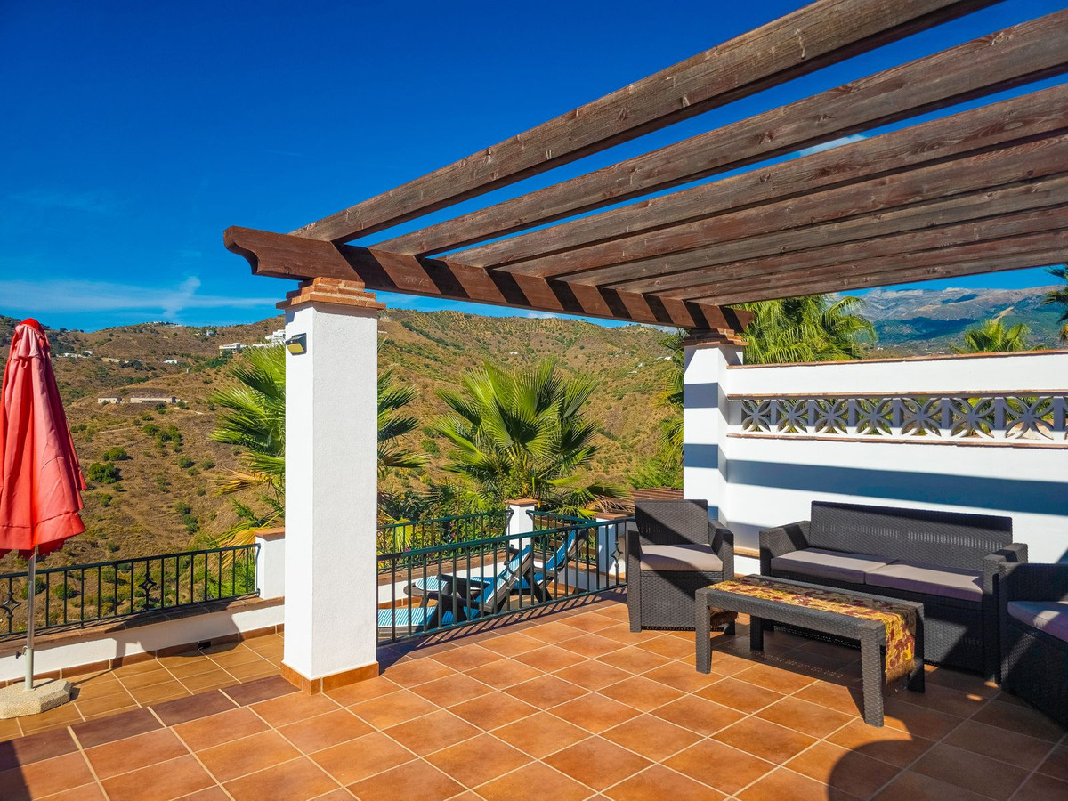 Huis te koop in Cómpeta | 7 slaapkamers H5523196
