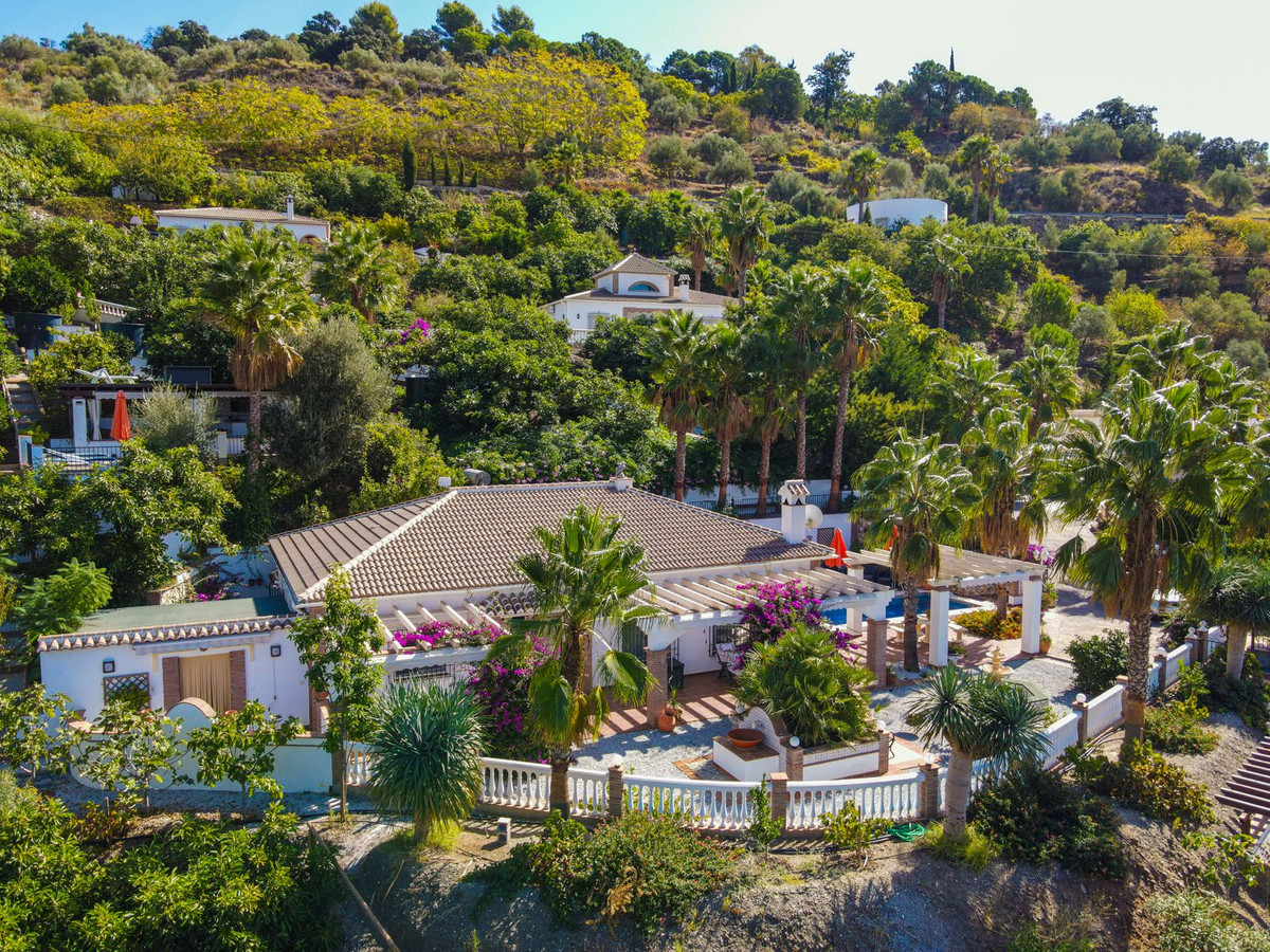 Huis te koop in Cómpeta | 7 slaapkamers H5523196