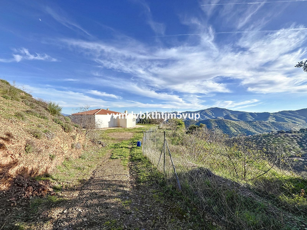 Finca - Cortijo te koop in Colmenar | 3 slaapkamers H4966798