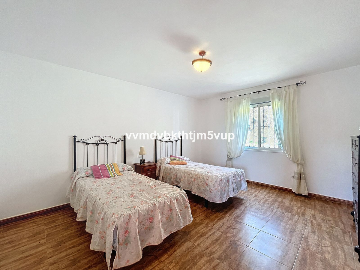 Finca - Cortijo te koop in Colmenar | 3 slaapkamers H4966798