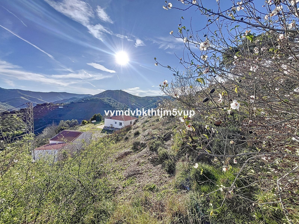 Finca - Cortijo te koop in Colmenar | 3 slaapkamers H4966798