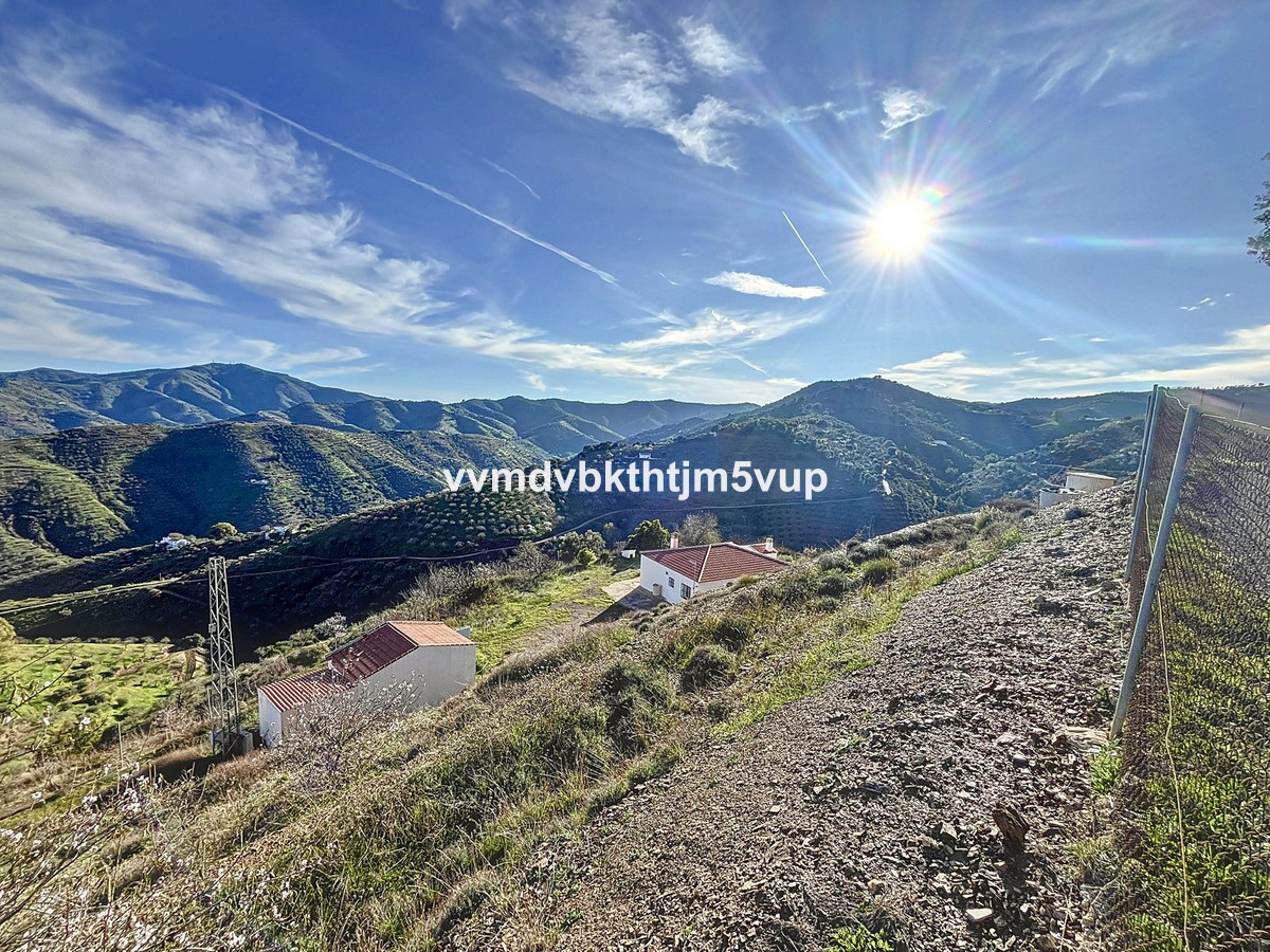 Finca - Cortijo te koop in Colmenar | 3 slaapkamers H4966798