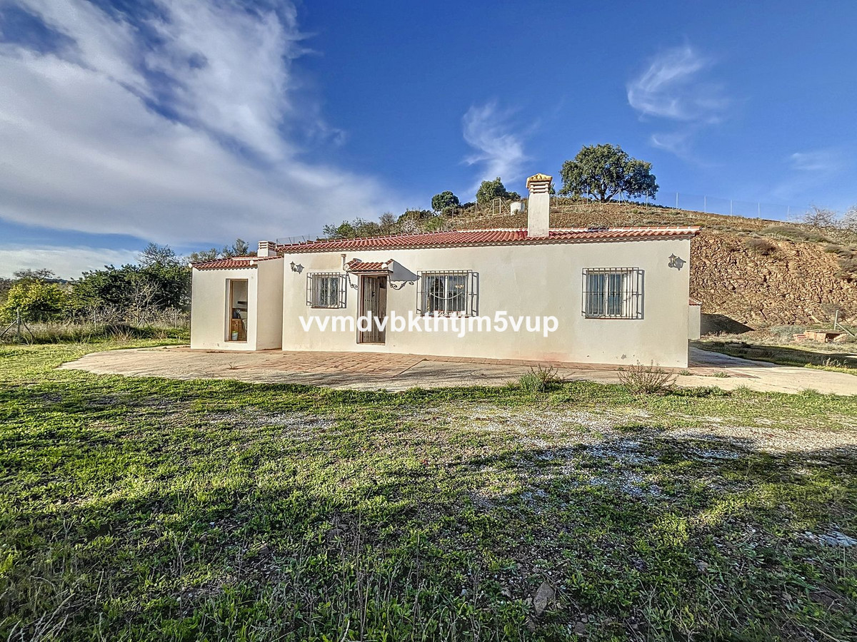 Finca - Cortijo te koop in Colmenar | 3 slaapkamers H4966798