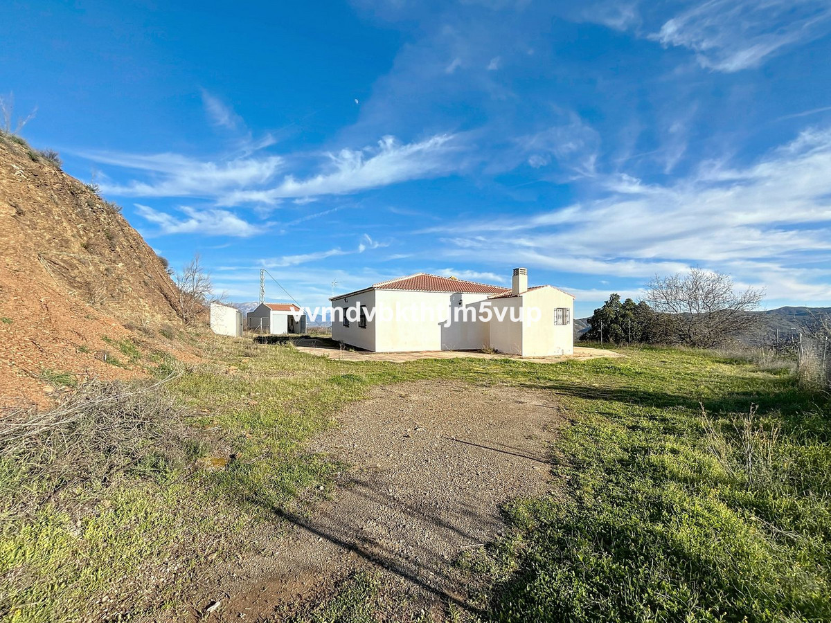 Finca - Cortijo te koop in Colmenar | 3 slaapkamers H4966798